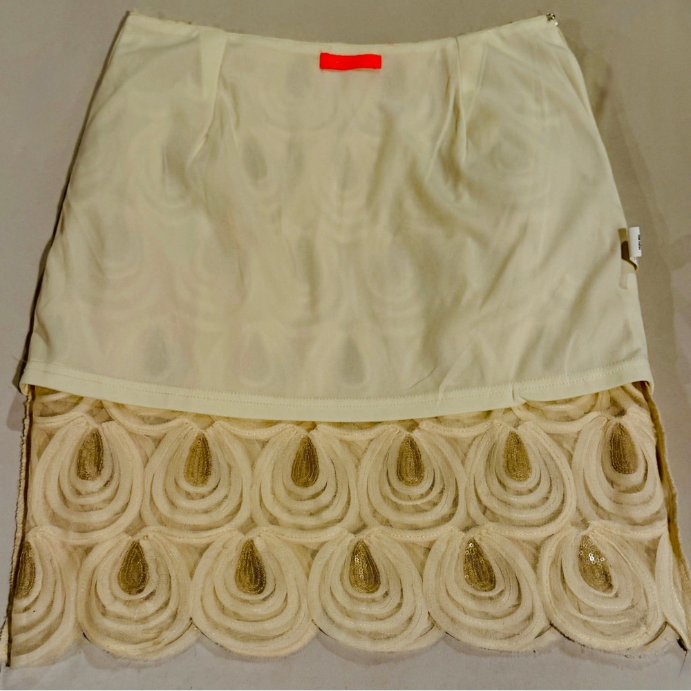 Banjul Cream and Gold Pencil Skirt - Picture 6 of 9
